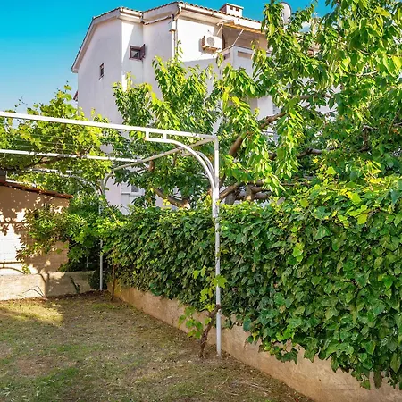 Mira & Ivan With Terrace And Parking By Irundo Appartement Baška