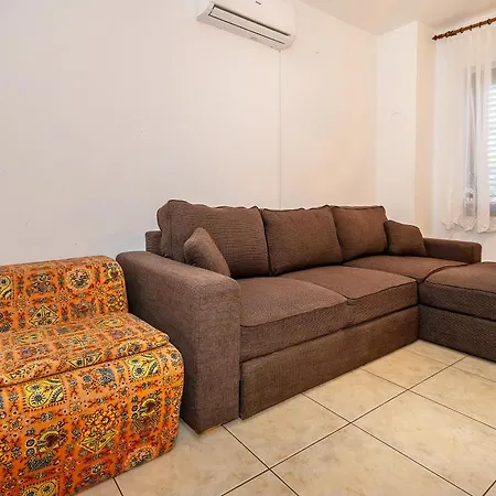 Mira & Ivan With Terrace And Parking By Irundo Appartement